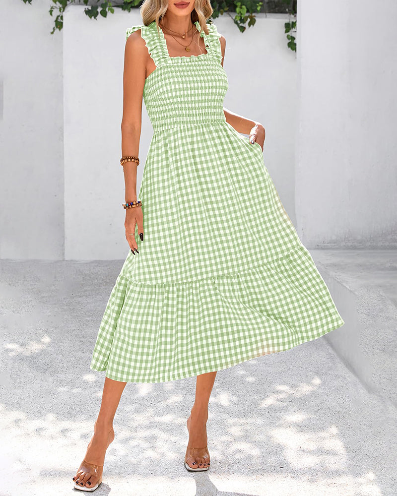 Flowy Retro Smocked Gingham Dress with Pockets